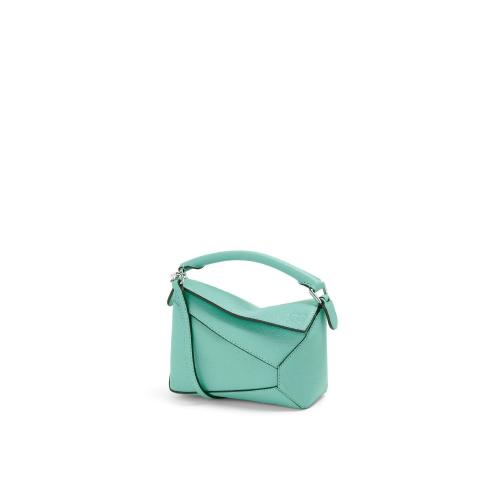  LOEWE羅意威 22年秋冬 女士 單肩包 Mini Puzzle Edge bag in goatskin A510P88X04-4831