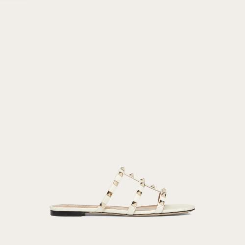 VALENTINO華倫天奴 22年春夏 女士 平底涼鞋 Claquettes Rockstud en veau VW2S0C*w*49VODI16 預(yù)定商品1-3周發(fā)貨