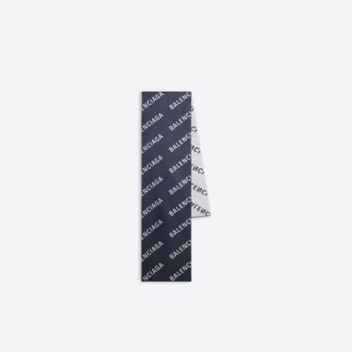  BALENCIAGA巴黎世家 22年春夏 女士 圍巾 Allover Logo Macro Scarf in Indigo 685514420B8407