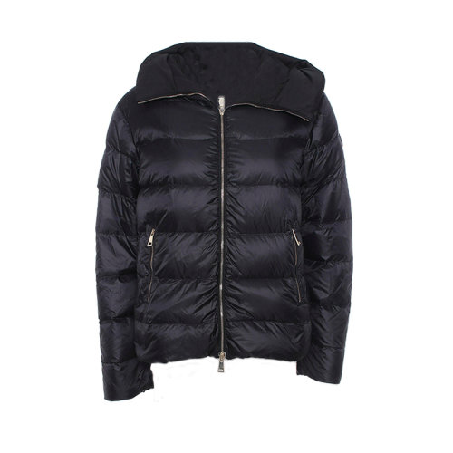 Moncler/蒙克萊  冬季黑色聚酯 簡約休閑女士羽絨服