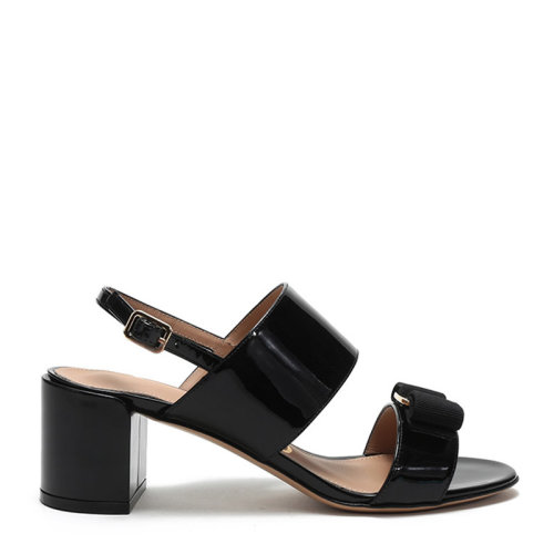 SalvatoreFerragamo/菲拉格慕 女士GIULIA1系列 漆皮VARA蝴蝶結粗跟涼鞋 0725965