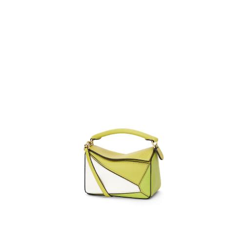  LOEWE羅意威 22年秋冬 女士 單肩包 Mini Puzzle bag in classic calfskin A510U95X34-2830