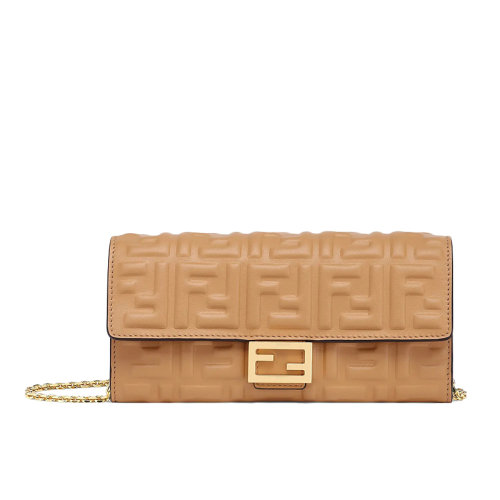 FENDI/芬迪 Baguette 女士米色納帕皮革飾有FF圖案歐式鏈條單肩手拿長棍錢包 8M0365AAJDF15KR
