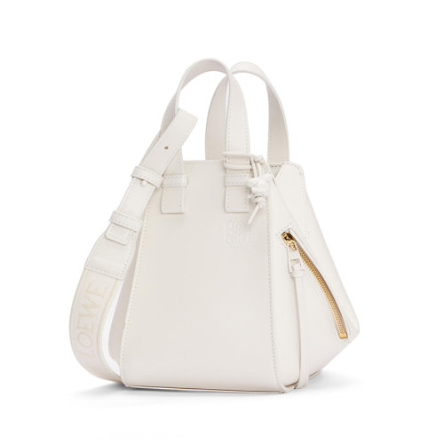 LOEWE/羅意威 22新款 Hammock系列 女士白釉色緞面小牛皮同色金屬配件拆卸調節肩帶鉤扣開合單肩手提斜挎包A538H13X07-6678