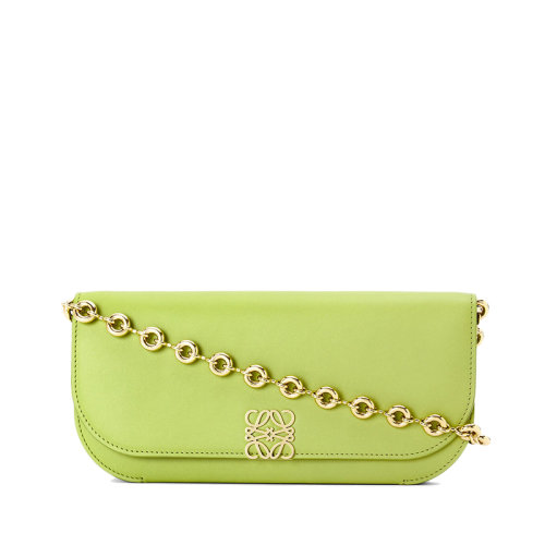 LOEWE/羅意威 22春夏新款Goya系列 女士長款綠豆色絲綢牛皮風琴結構單肩手提手拿鏈條包A896O45X01-6905