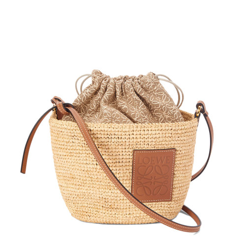 LOEWE/羅意威 22春夏新款Basket系列 女士自然色拉菲草編織牛皮革肩帶織物抽繩小袋單肩斜挎包A689C70X08-2435