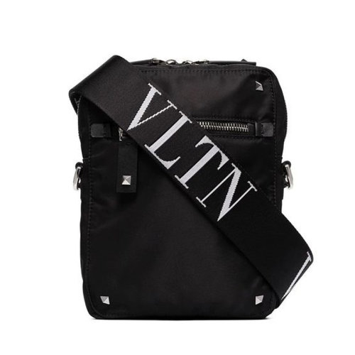 Valentino/華倫天奴  男包男士黑色聚酰胺時(shí)尚簡(jiǎn)約品牌字母郵差單肩斜挎包  UY2B0662RPY 0NO