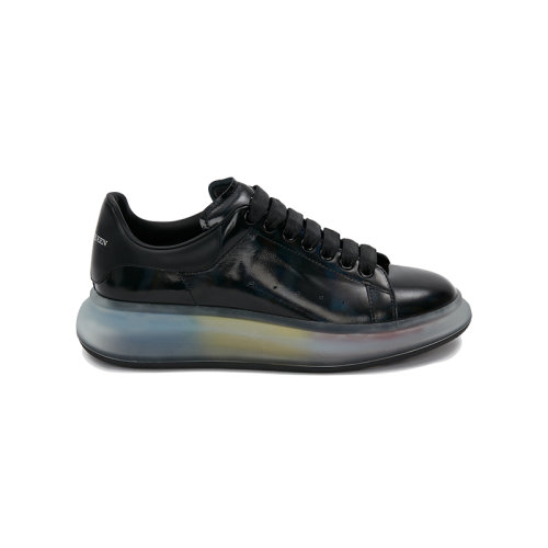 Alexander McQueen/亞歷山大麥昆 22年秋冬新款 男士黑色虹彩皮革運動鞋闊型運動鞋711153WICN11049
