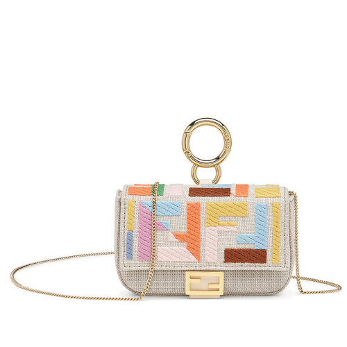 FENDI/芬迪 20 BAGUETTE系列 NANO 米色帆布魅力法棍手提斜挎包  斜挎包 7AR844AB08F1AQK