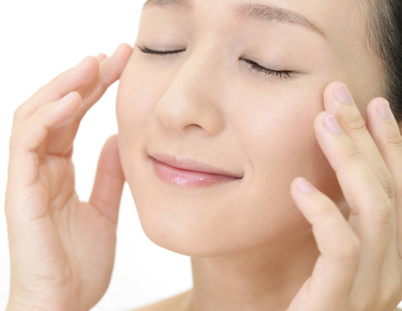 珍eye必看，普通人都能堅(jiān)持做的眼部護(hù)理，收藏起來吧