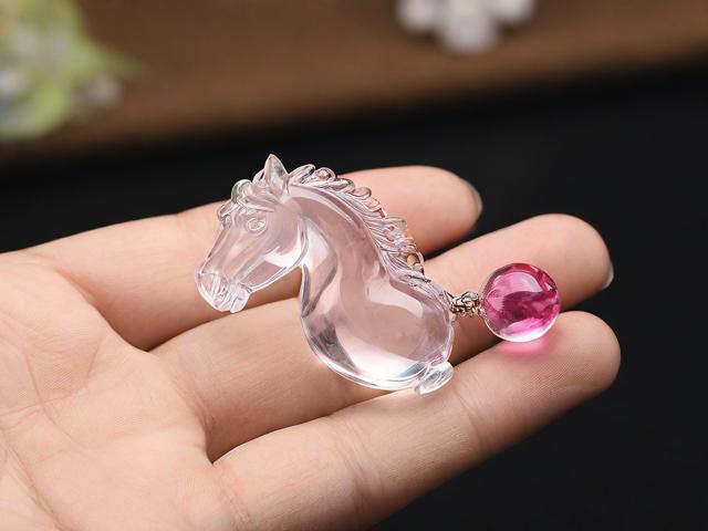 為什么屬馬的人不適合戴水晶？