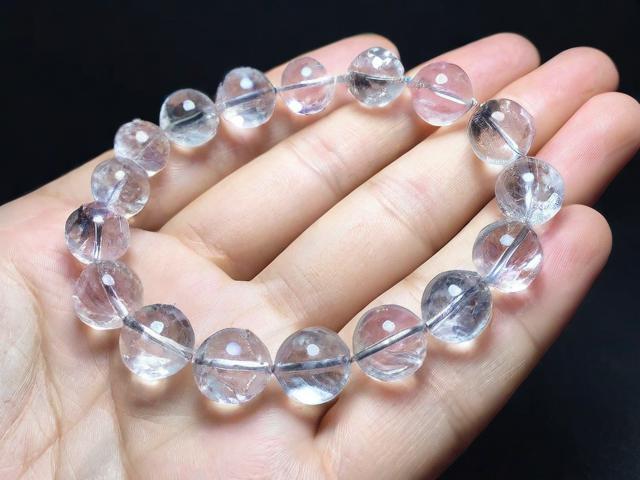 為什么天然水晶會(huì)有冰涼的感覺(jué)？
