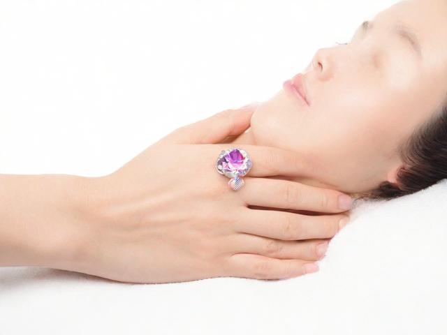 帶水晶為什么可以治疼痛？水晶療法的原理和作用解析
