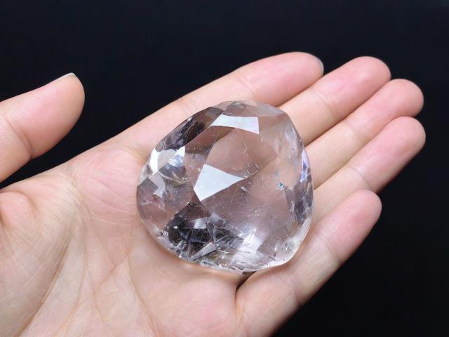 天然水晶會磨破嗎？為什么會磨破？