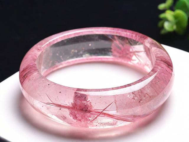 為什么粉水晶手鐲價格便宜了？