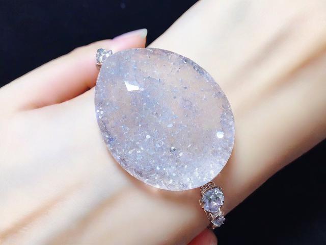 為什么水晶粉會(huì)有氣泡味道？